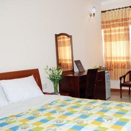 Ha Long Hotel Чау-Док Экстерьер фото