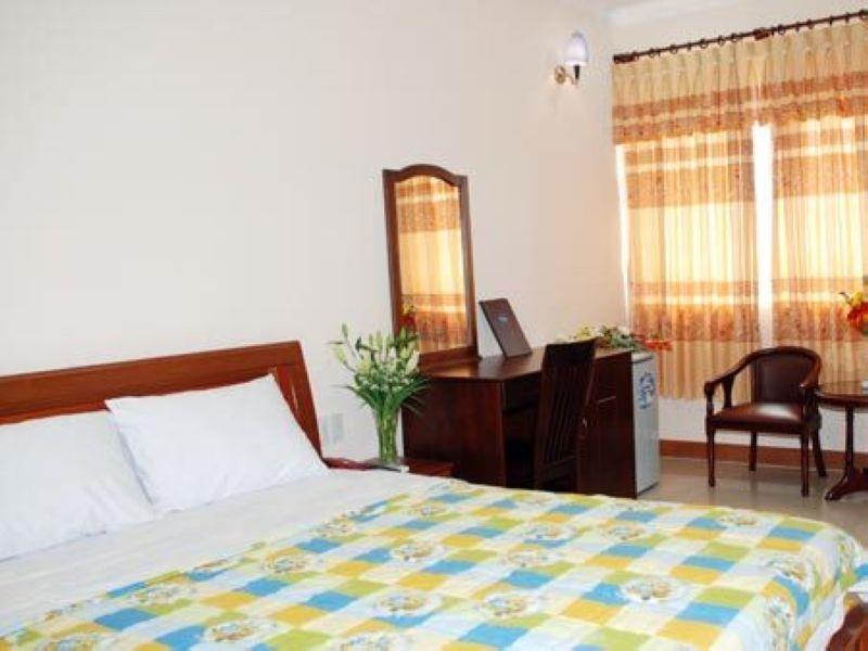 Ha Long Hotel Чау-Док Экстерьер фото